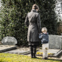 The Benefits of Having a Celebrant at a Funeral